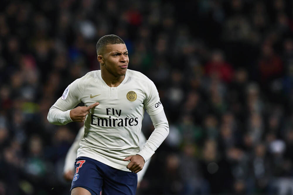 铜缆行业迎超级风口! AI+新基建带火需求, 8家企业手握王牌站C位